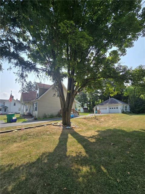 Photo for 328 E Franklin Street