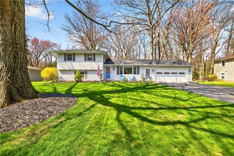 Homes For Sale - 436 Brookwood Drive<br/> Monroe County, Webster, NY 14580
