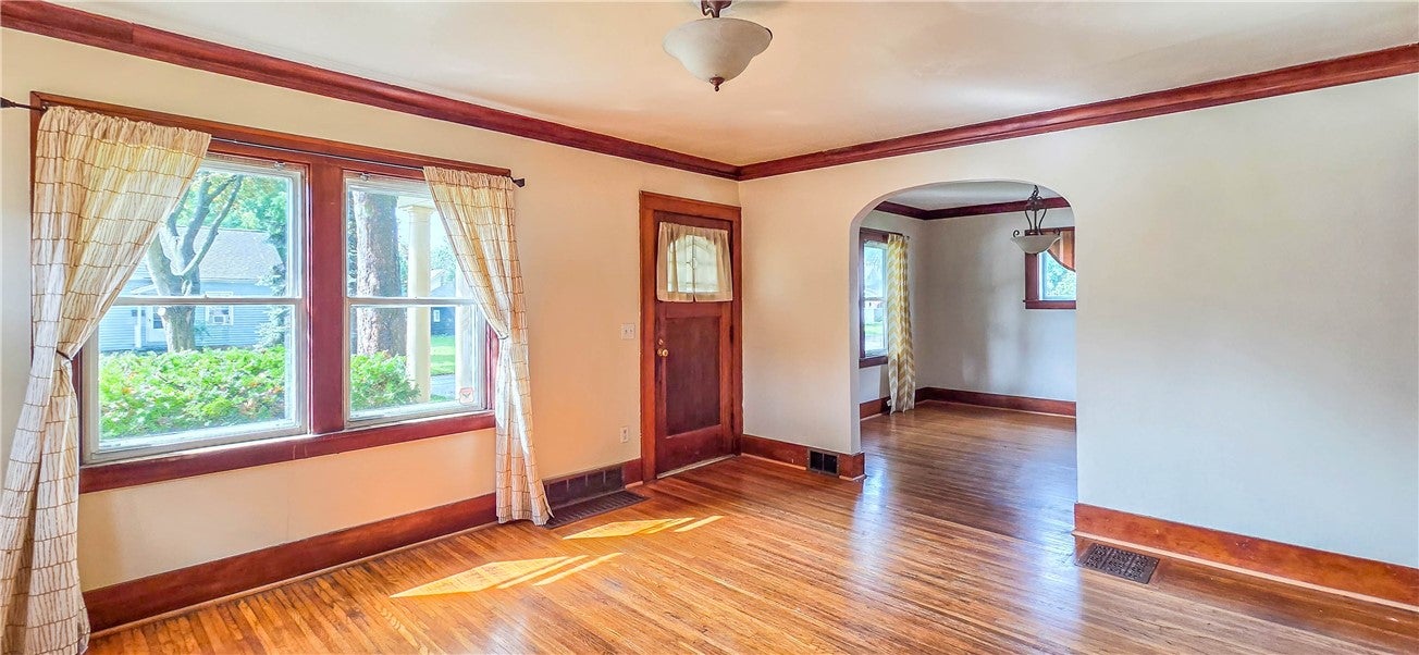 24 Hager Road