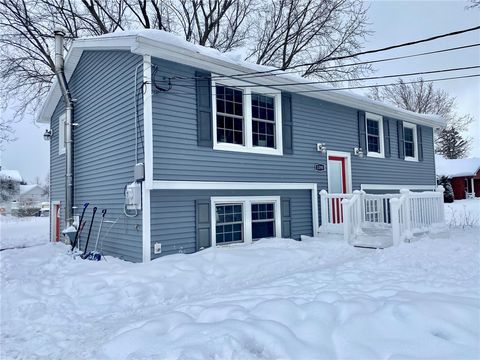 Photo of 3390 Lake Road N, Clarkson, NY 14420 (MLS # R1660634)