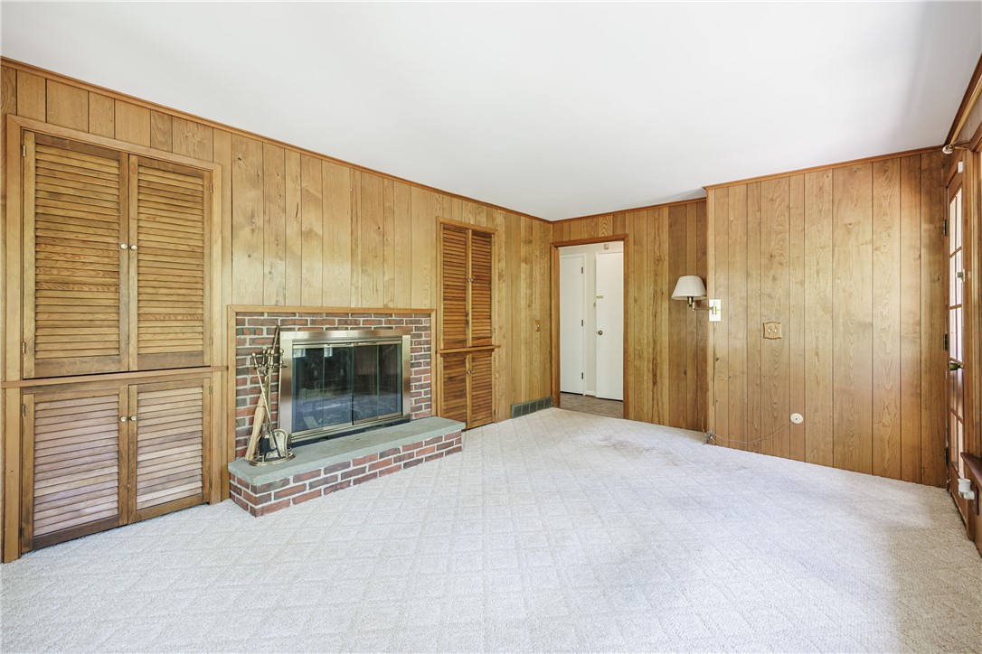 790 Oakridge Drive, Irondequoit, New York image 14