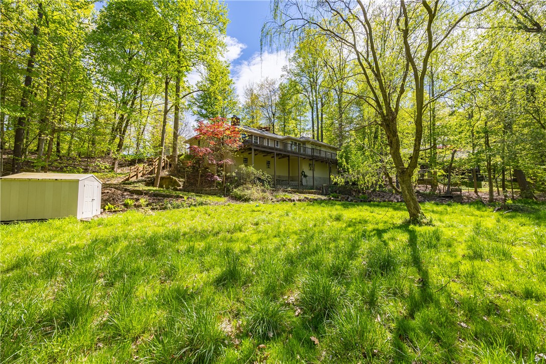 790 Oakridge Drive, Irondequoit, New York image 34