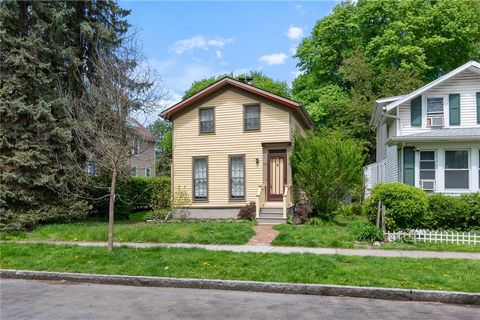 Homes For Sale - 102 Adams Street<br/> Monroe County, Rochester, NY 14608