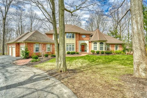 Homes For Sale - 12 Buck Thorn<br/> Ontario County, Victor, NY 14564