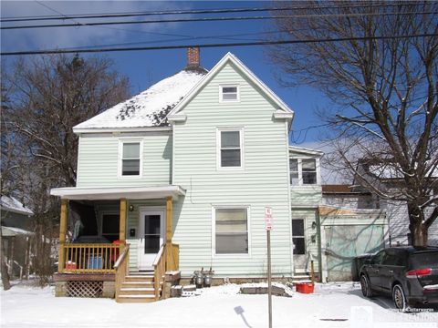 Multifamily For Sale - 812 Newland Avenue<br/> Jamestown, NY 14701