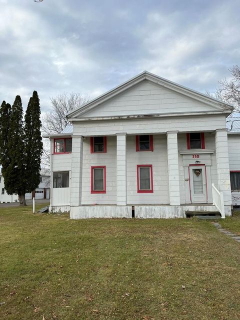 Photo of 35 Level Acres Drive #B, Horseheads, NY 14845 (MLS # R1671365)