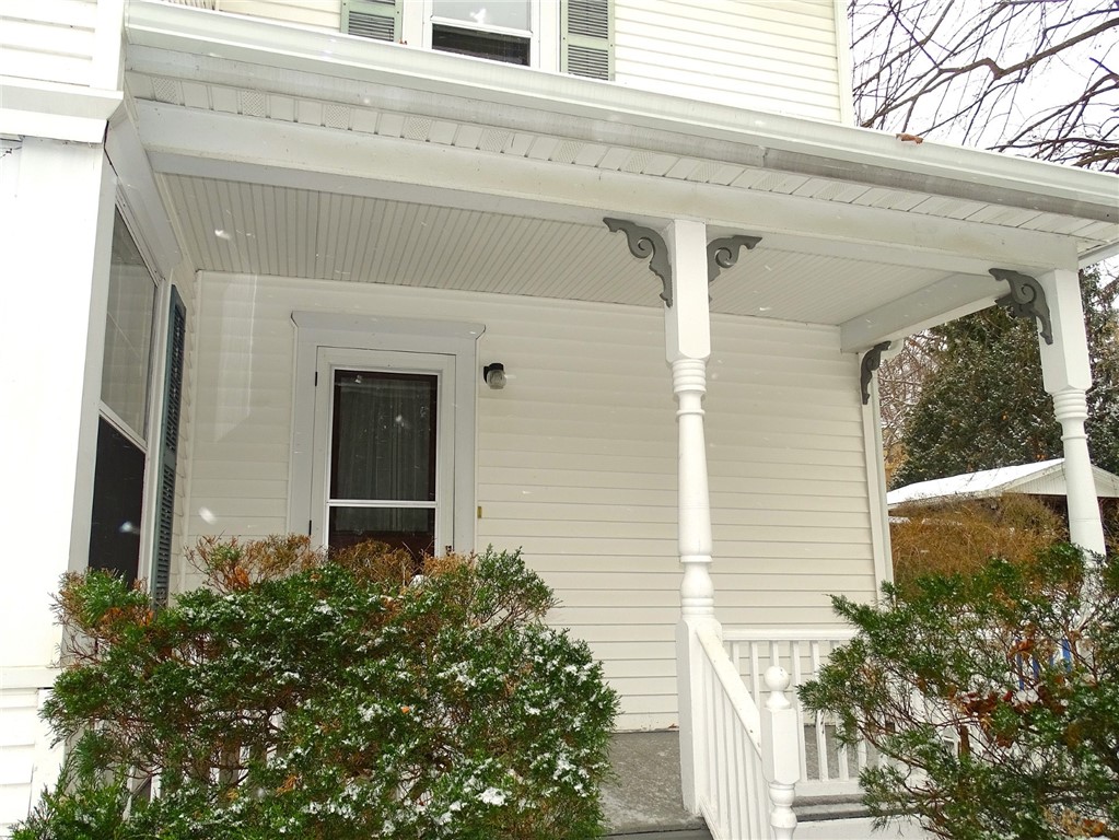 4 Pleasant Street, Manchester, New York image 2