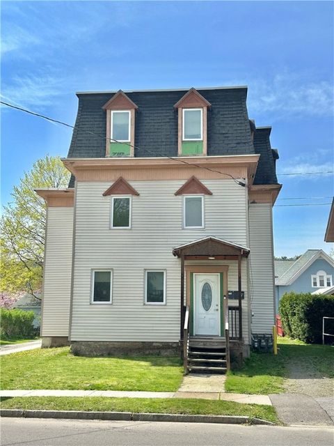 Photo of 105 Silver Street, Norwich, NY 13815 (MLS # R1605830)