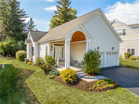 Photo for 5546 Lakewood Trail