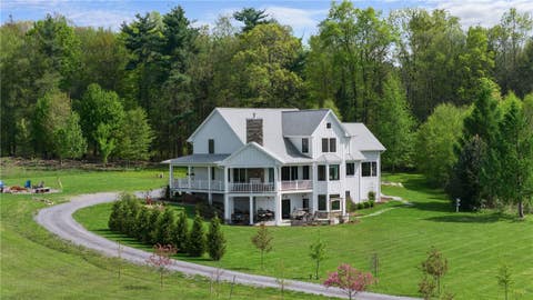 Photo for 503 Grandview Lane