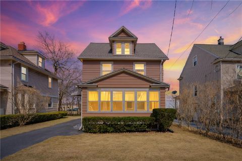 Homes For Sale - 142 Hillside Avenue<br/> Monroe County, Rochester, NY 14610