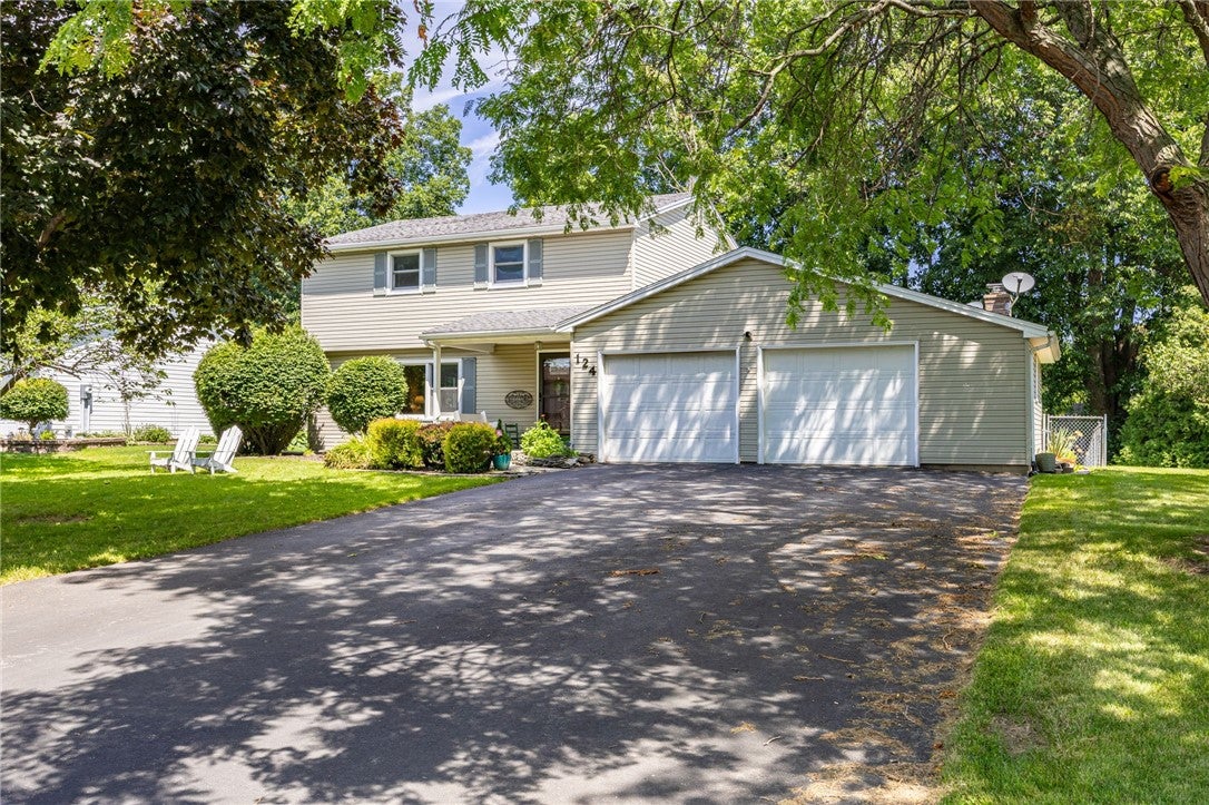 124 Long Park Drive