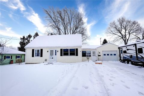 Photo of 43 Hal Bar Road, Avon, NY 14414 (MLS # R1660170)