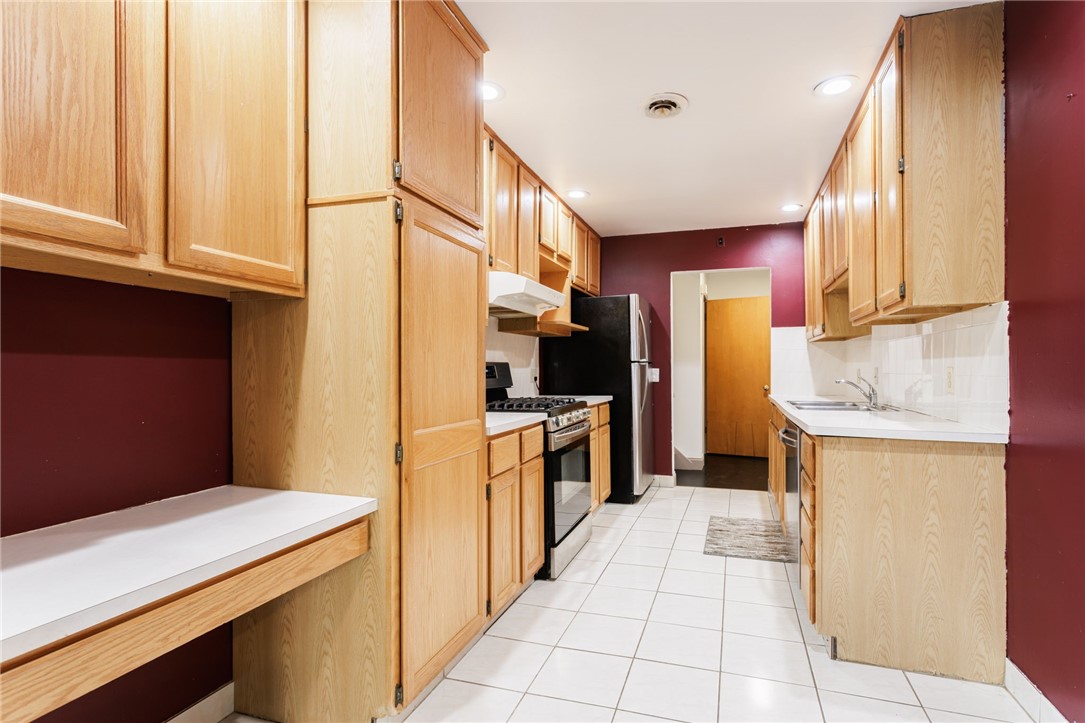111 Brooklea Drive, Gates, New York image 15