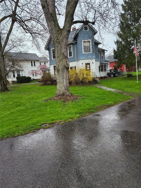 Homes For Sale - 1782 Maple Avenue<br/> Palmyra, NY 14522