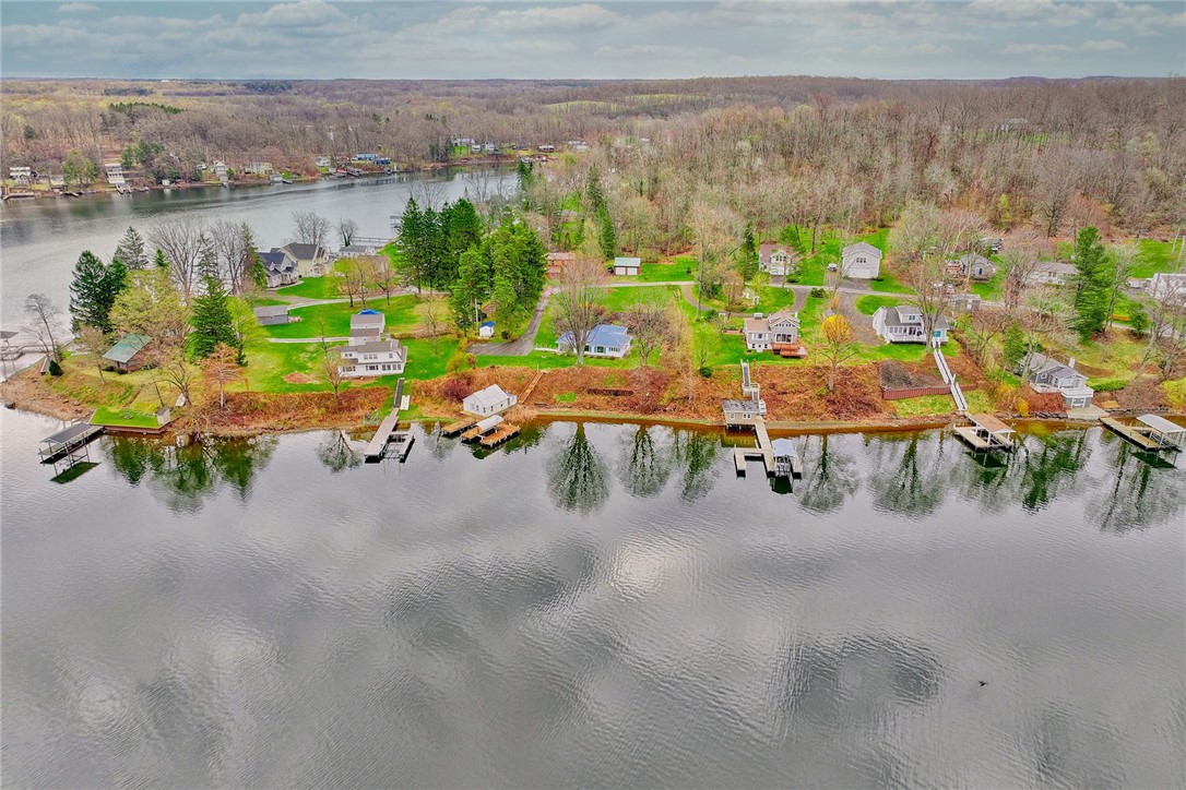 11669 Tompkins Point Road, Wolcott, New York image 4