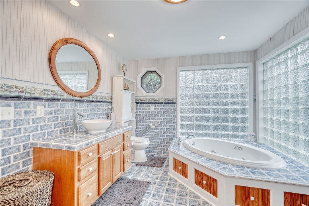 11669 Tompkins Point Road, Wolcott, New York image 32