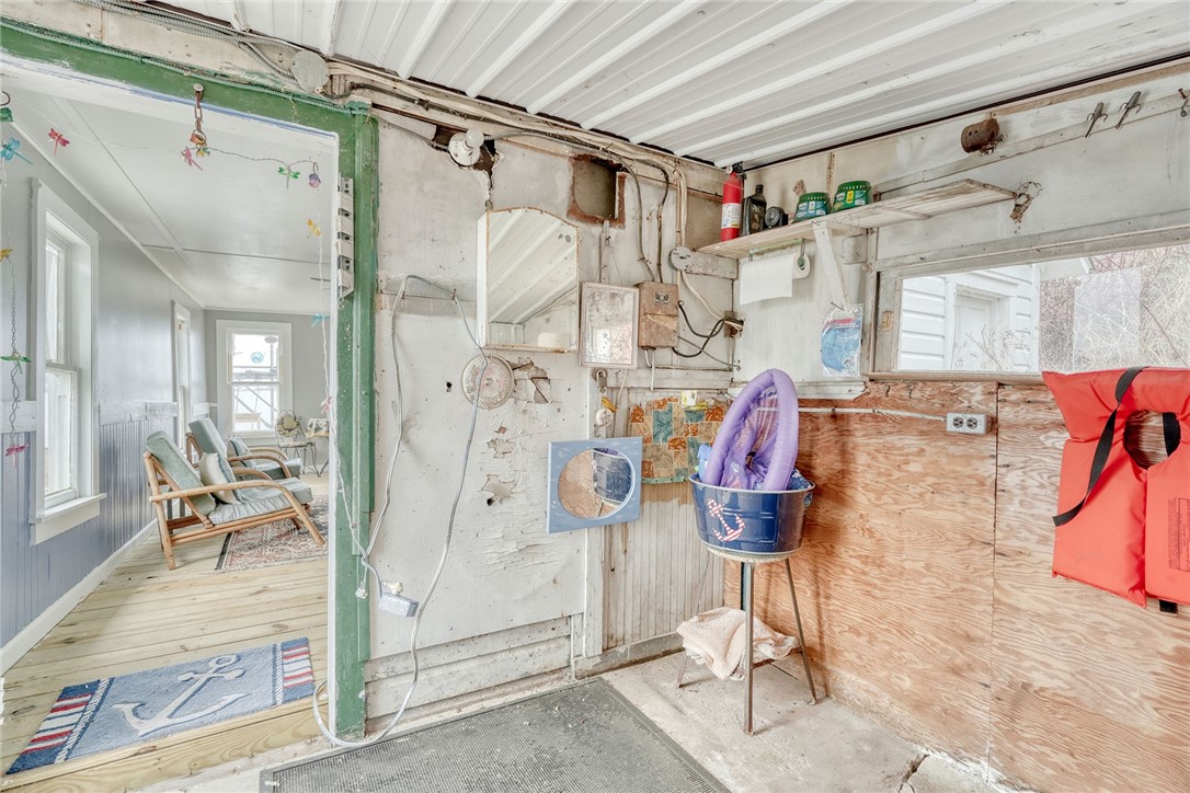 11669 Tompkins Point Road, Wolcott, New York image 41