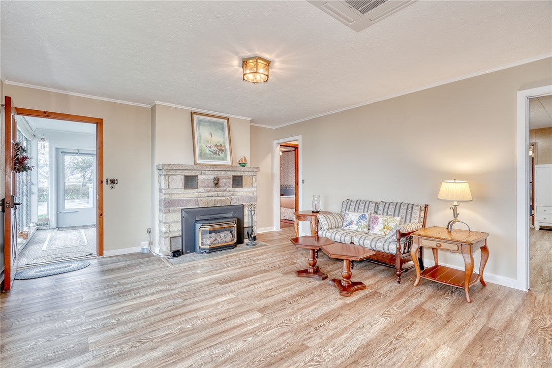 11669 Tompkins Point Road, Wolcott, New York image 15