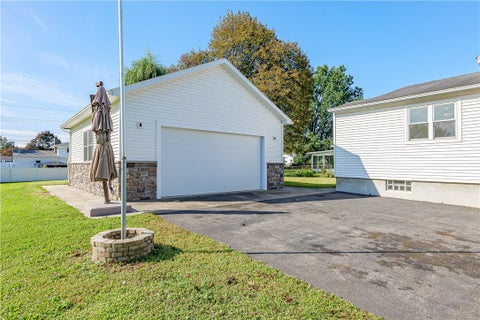 Tiny photo for 1305 Titus Avenue, Irondequoit, NY 14617 (MLS # R1713129)