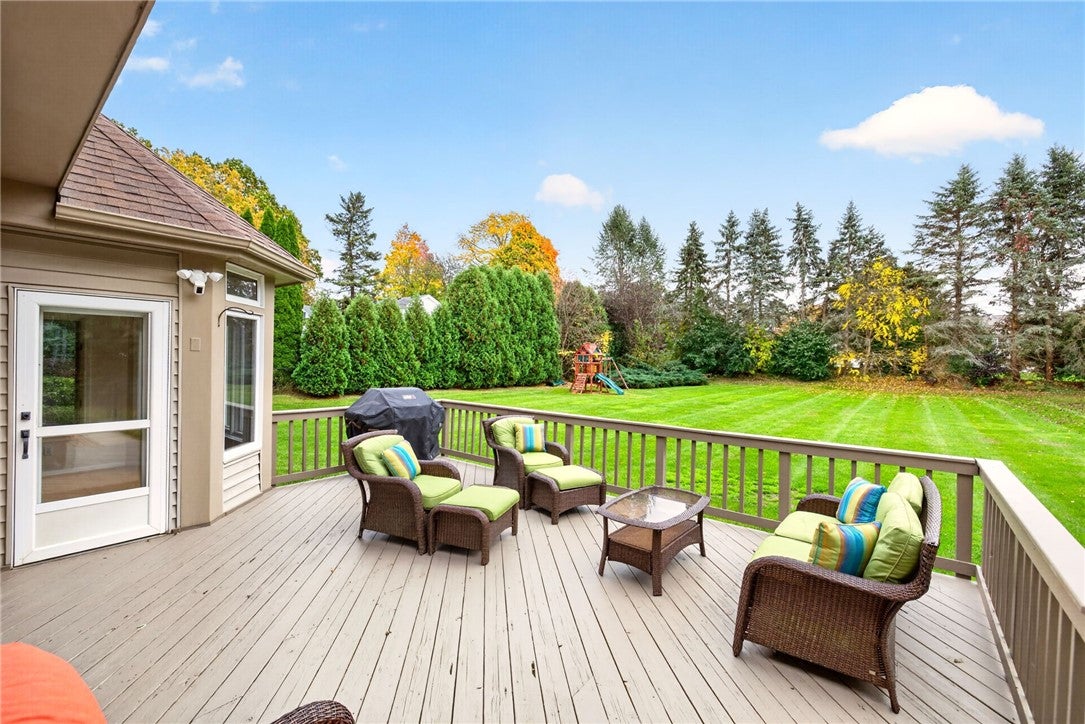 101 Caversham Woods