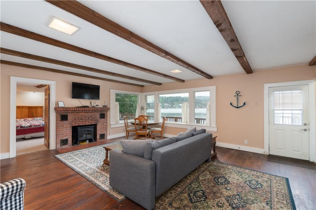 81 Lindenwood - LOON LAKE