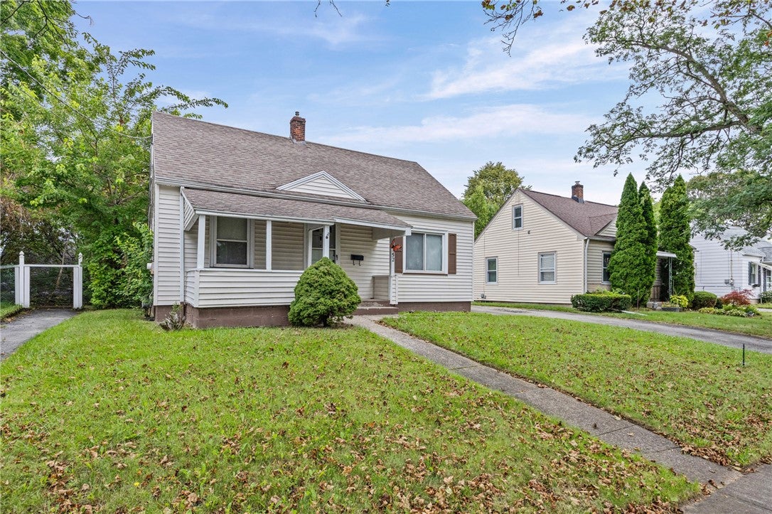 52 Yates Street