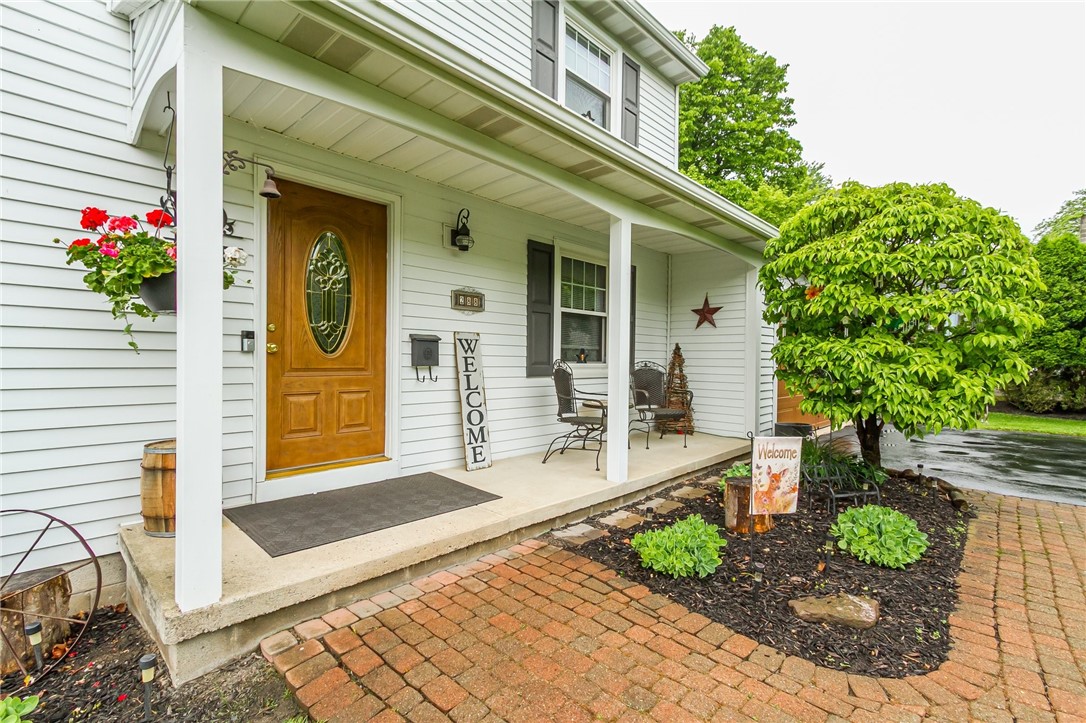 288 N Pleasant Street