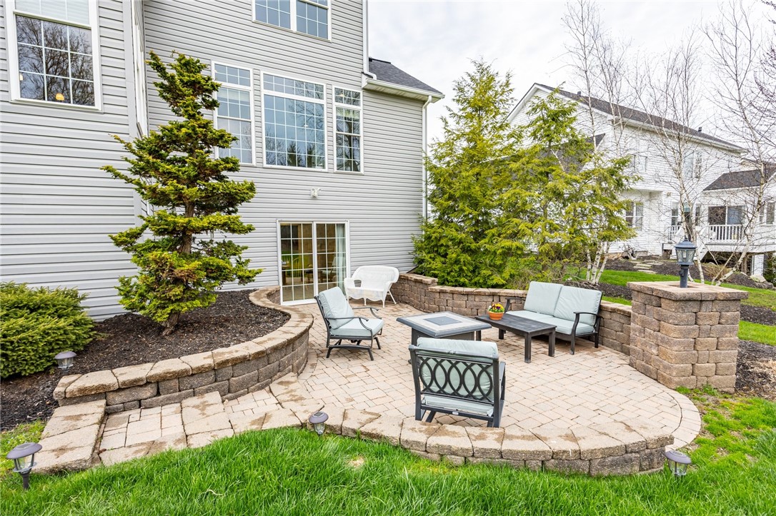 6691 Saint Johns Parkway, Victor, New York image 43