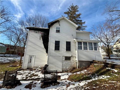 Tiny photo for 33 Miller Street, Seneca Falls, NY 13148 (MLS # R1654986)