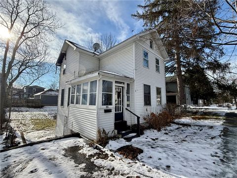 Photo of 33 Miller Street, Seneca Falls, NY 13148 (MLS # R1654986)