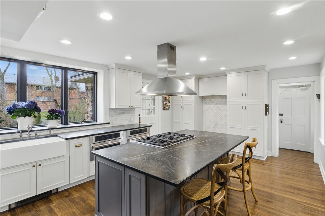 141 Grosvenor Road, Brighton, New York image 5