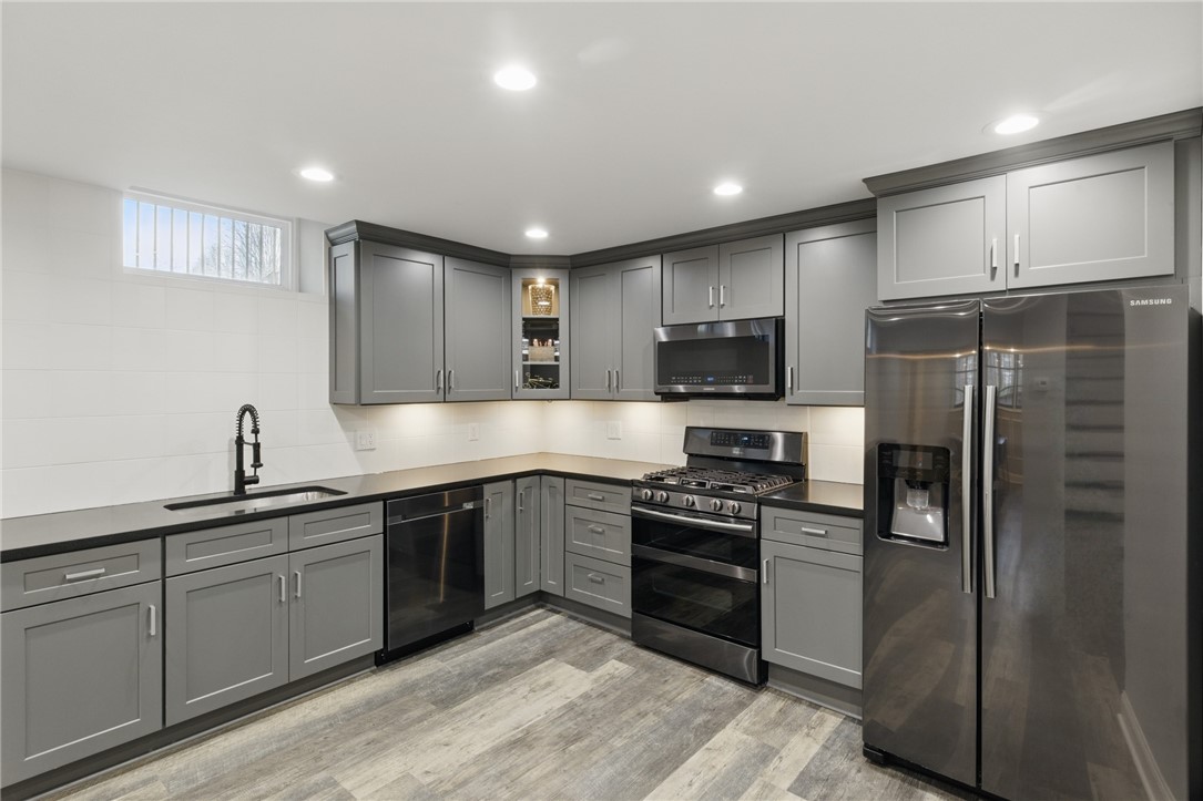 141 Grosvenor Road, Brighton, New York image 39