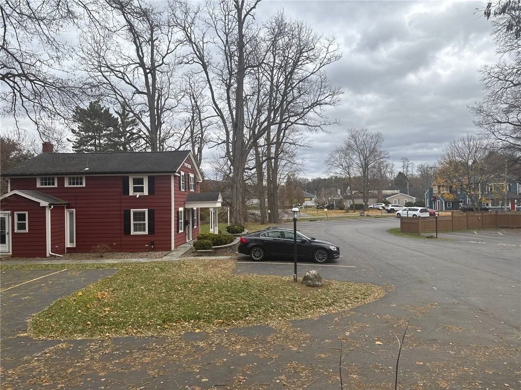 Photo of 1478 Marsh Road Rd, Pittsford, NY 14534 (MLS # R1651325)