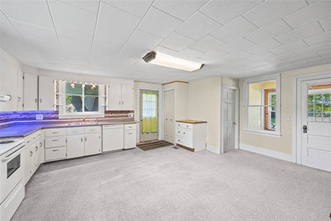 Tiny photo for 1040 Macedon Center Road, Perinton, NY 14450 (MLS # R1714918)