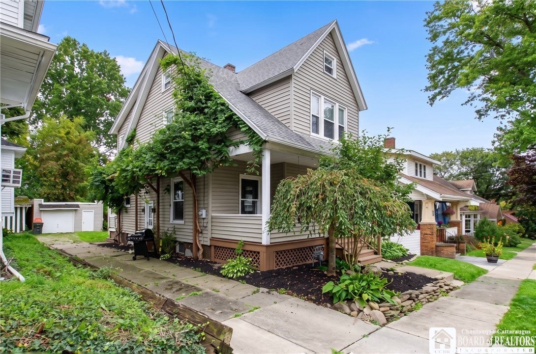 28 Newton Avenue