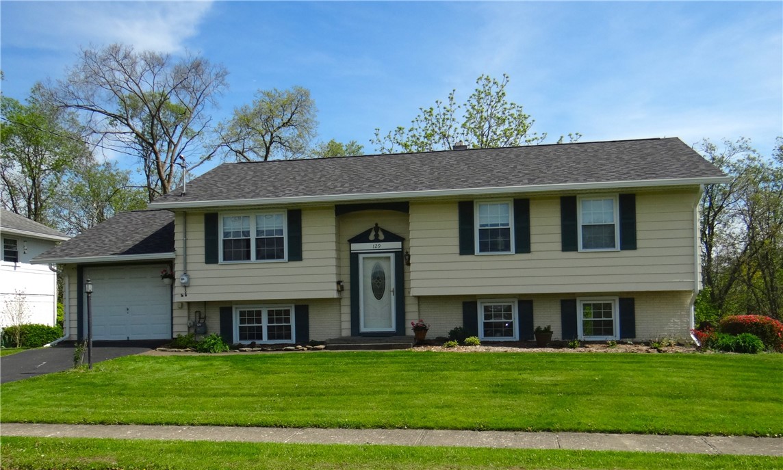 129 Daffodil Drive, Horseheads, New York image 1