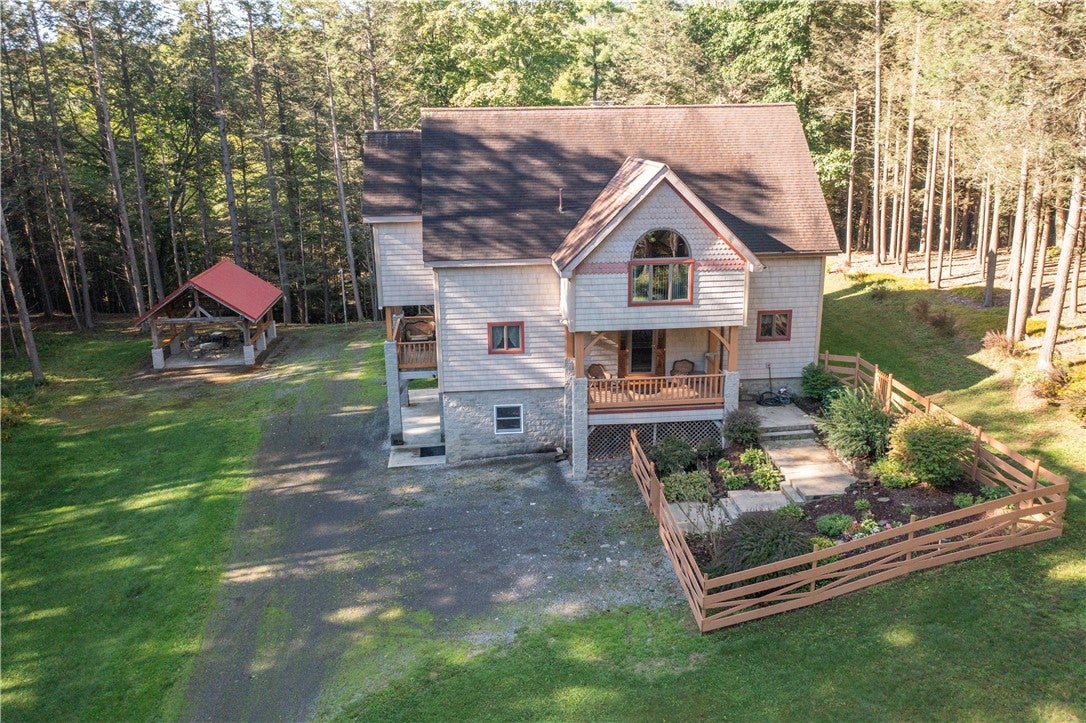 7223 Clement Road