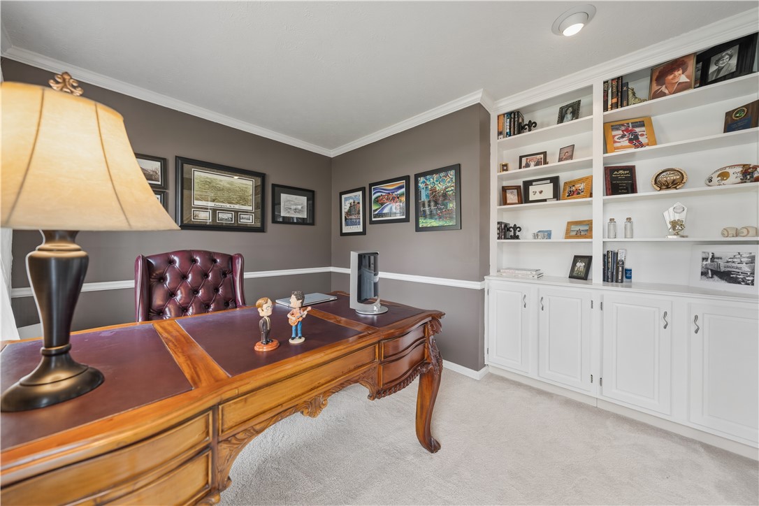 3460 Woodlands Circle