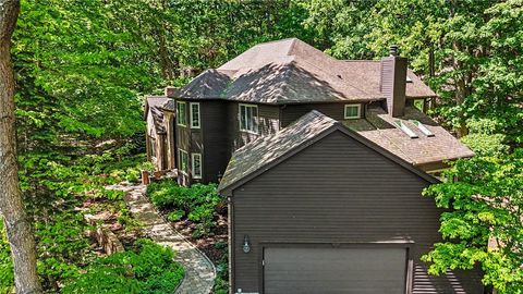 Tiny photo for 19 Sylvan Glen GLN, Perinton, NY 14450 (MLS # R1684577)