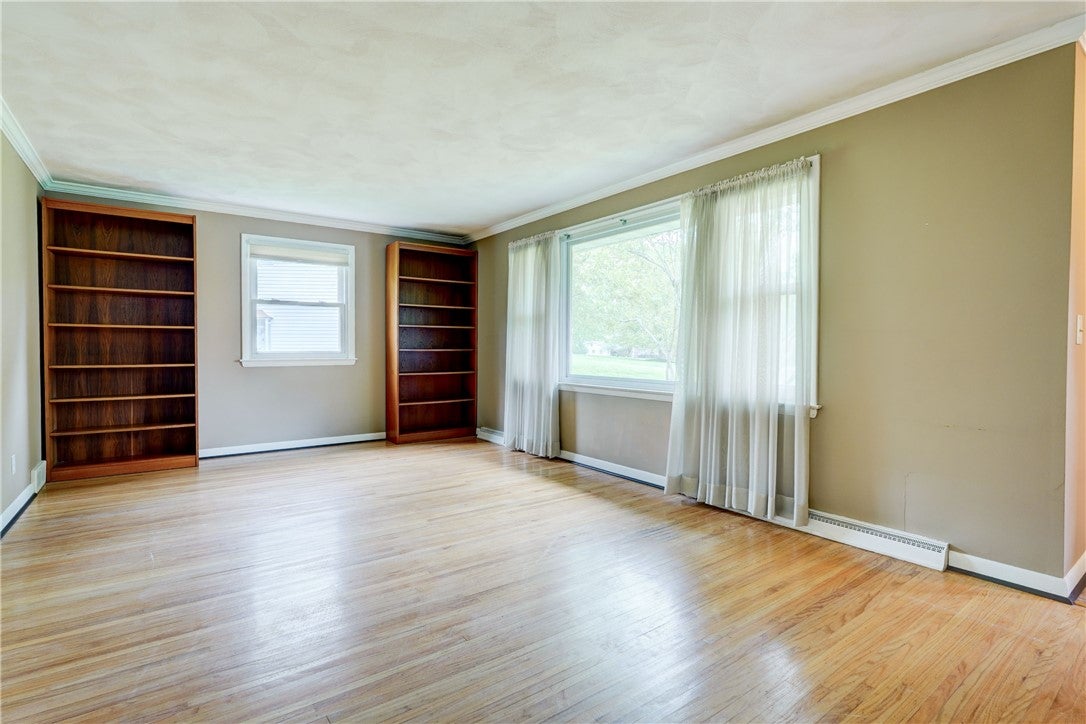 10 Pine Hill Drive