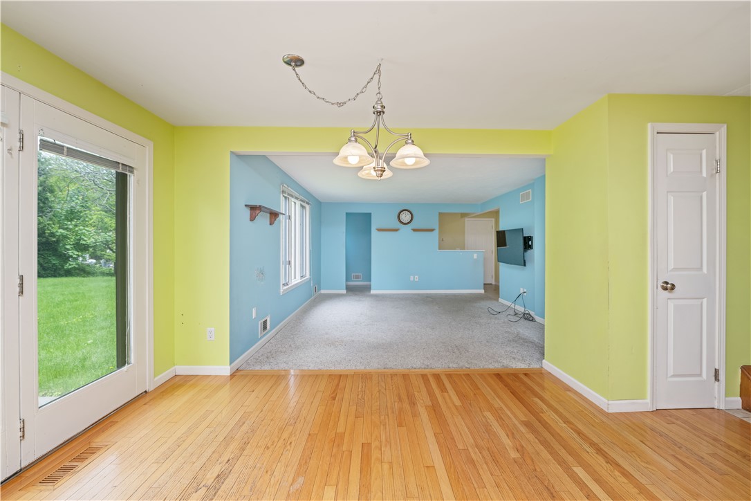 33 Wayne Drive, Greece, New York image 11