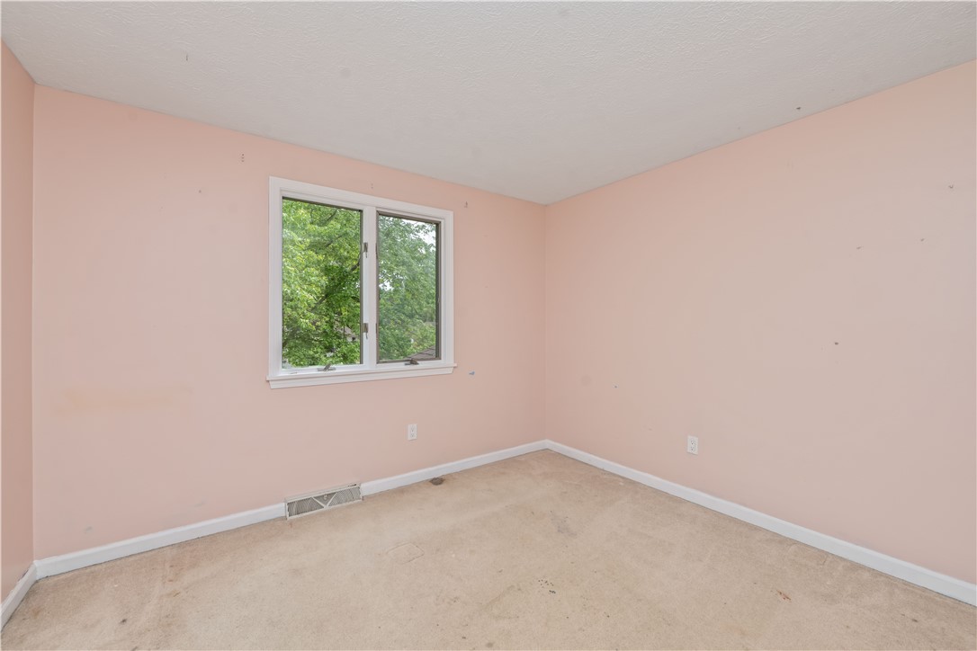 33 Wayne Drive, Greece, New York image 21