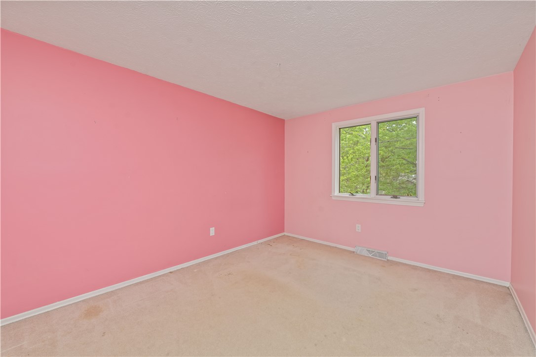 33 Wayne Drive, Greece, New York image 19