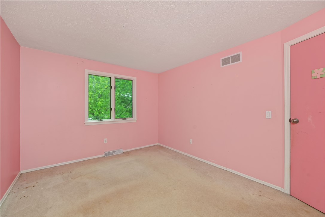 33 Wayne Drive, Greece, New York image 20