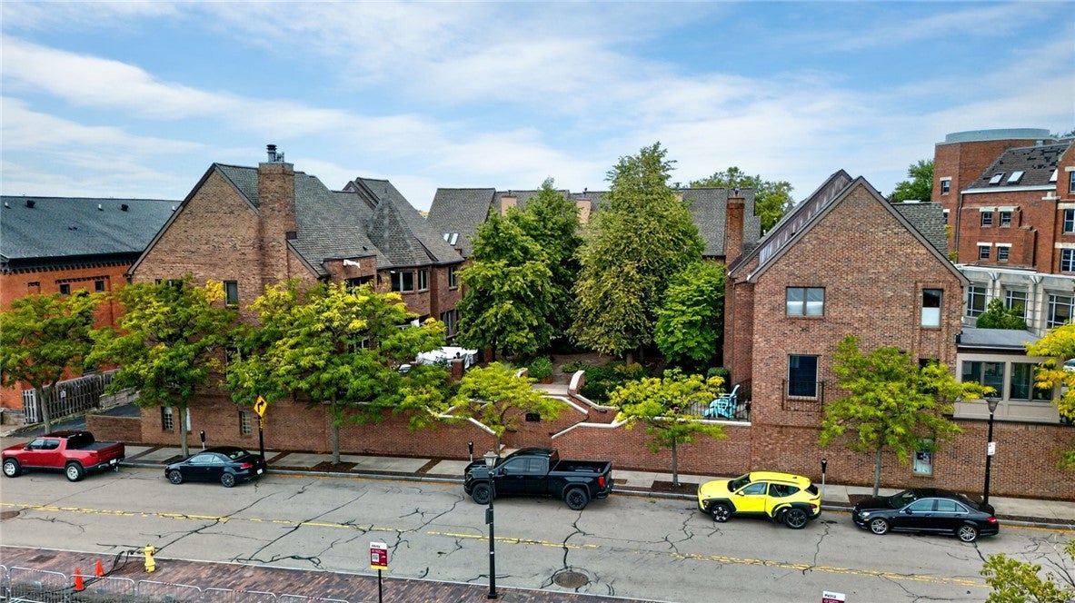 14 Grove Street