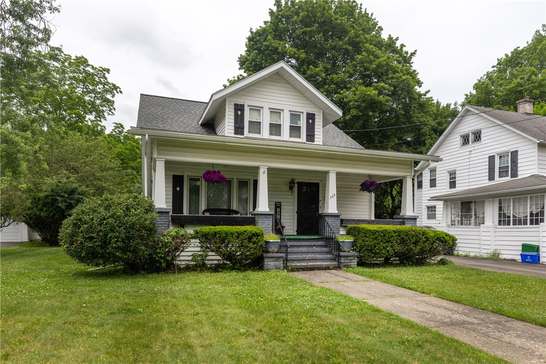 109 Oakwood Avenue