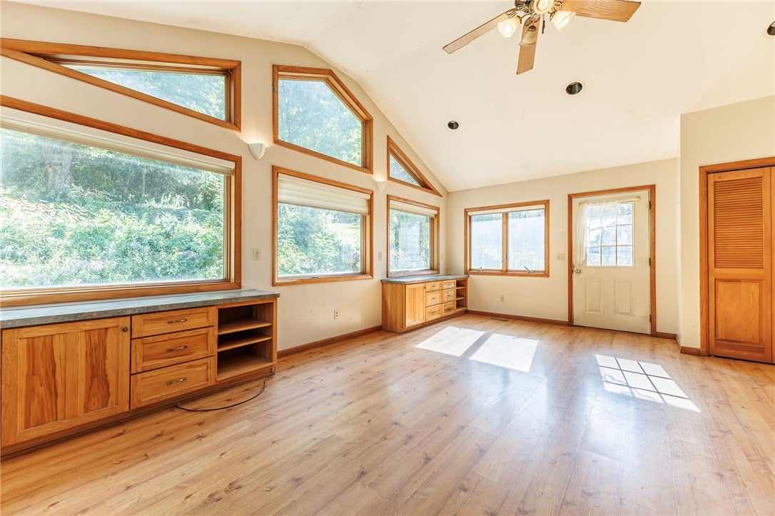 2114 Parker Rd