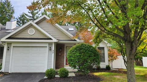 Townhouse For Sale - 52 Running Creek Circle<br/> Henrietta, NY 14623