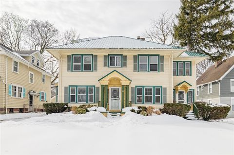 MLS: R1589589